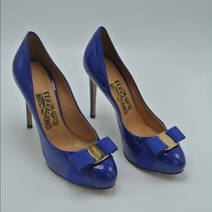 Salvatore Ferragamo Vera Bow Pumps